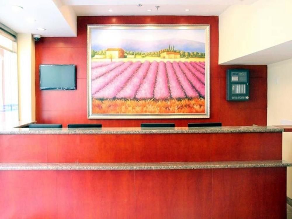 Hanting Express Shanghai Middle Sichuan Road Buitenkant foto